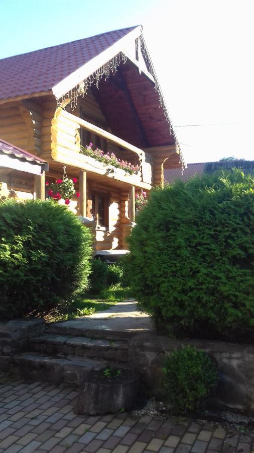 Затишний Будиночок Bukovets Exterior foto