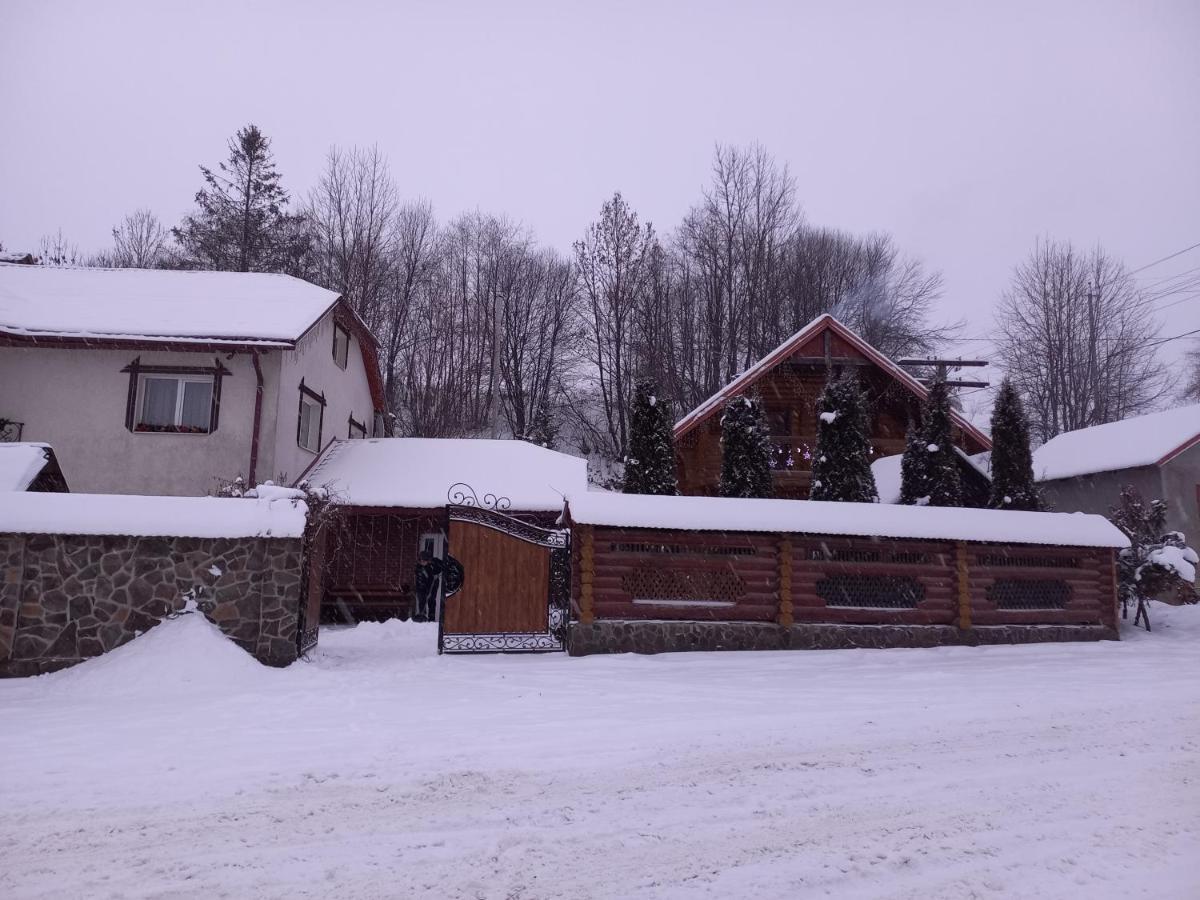 Затишний Будиночок Bukovets Exterior foto